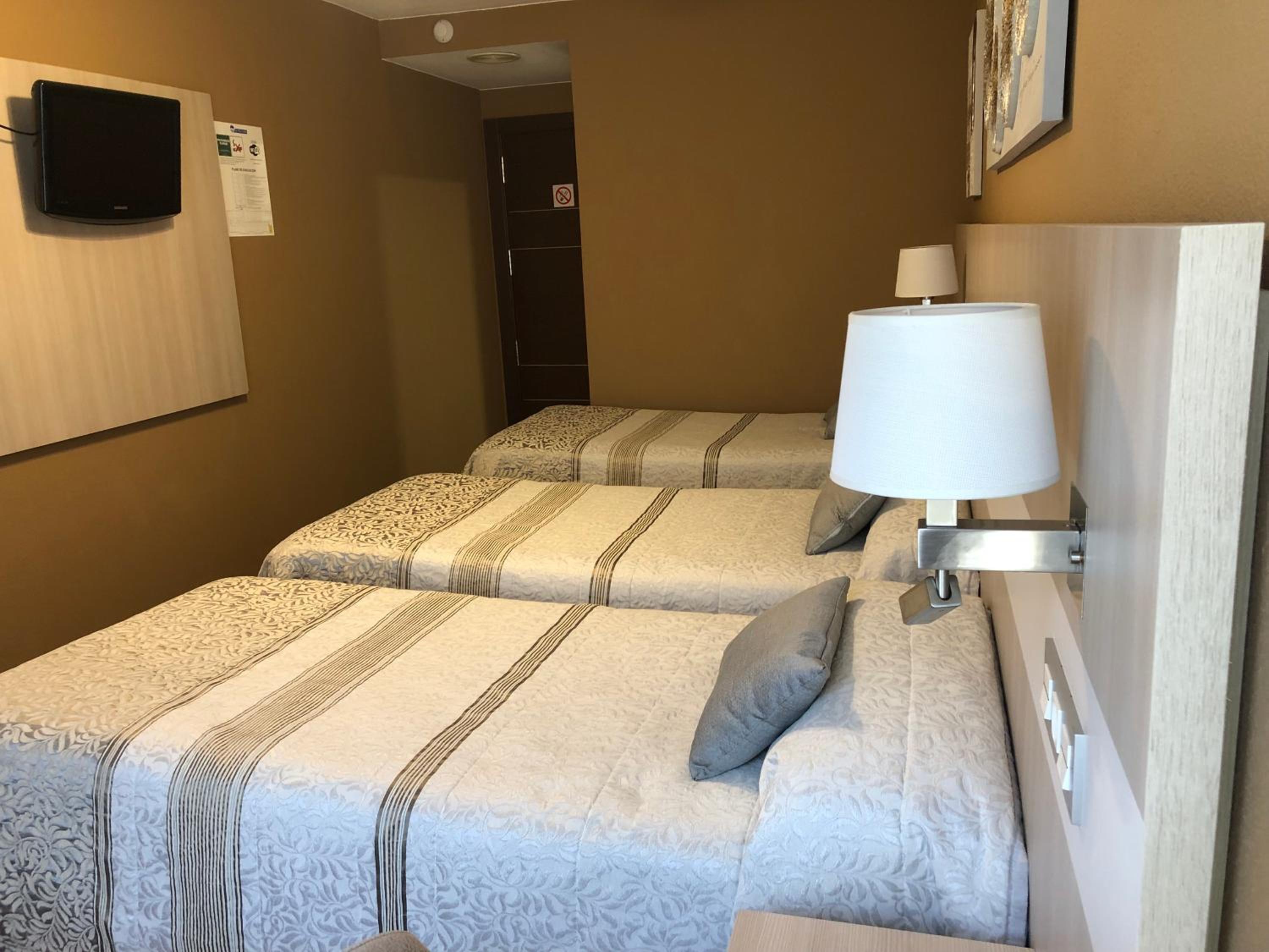 Hotel Bahia 47/58
