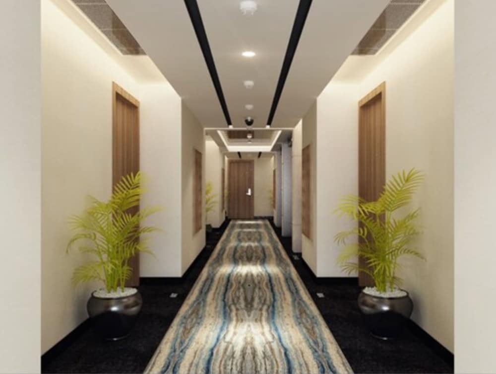 Louis Kienne Hotel Simpang Lima 65/67