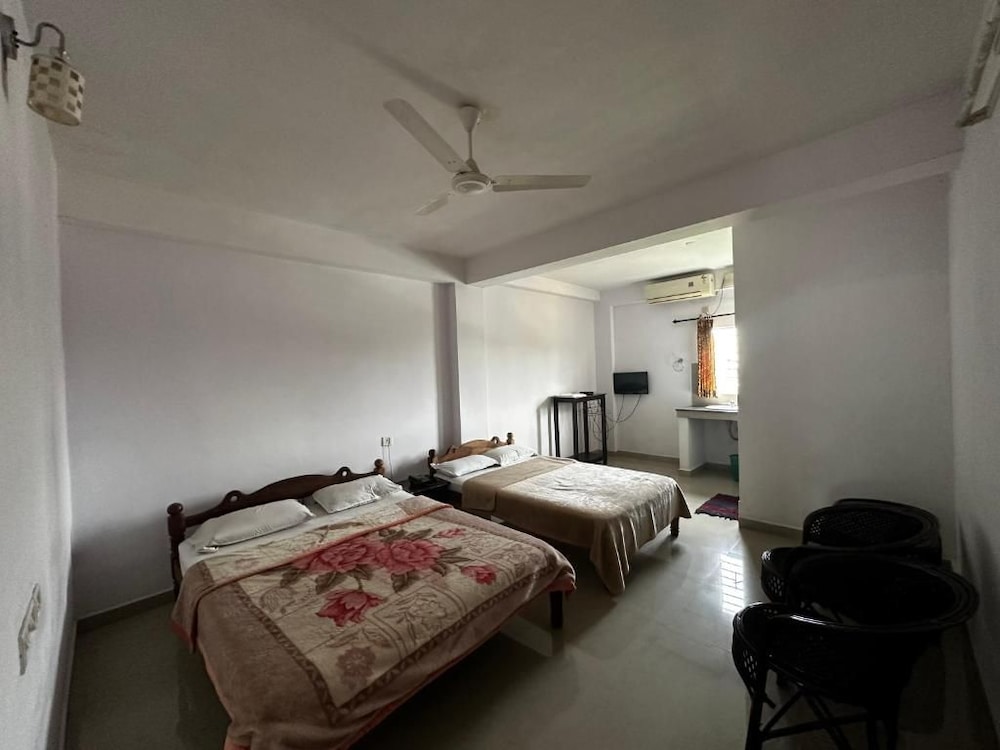 Dubai Hotel Kumarakom 12/42
