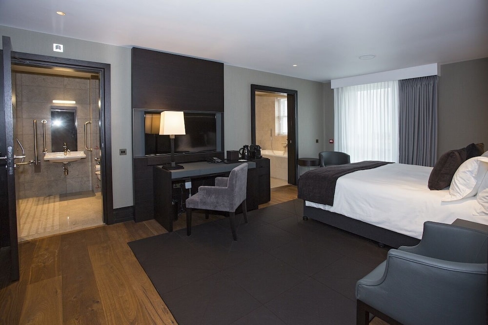 Twr Y Felin Hotel 11/50