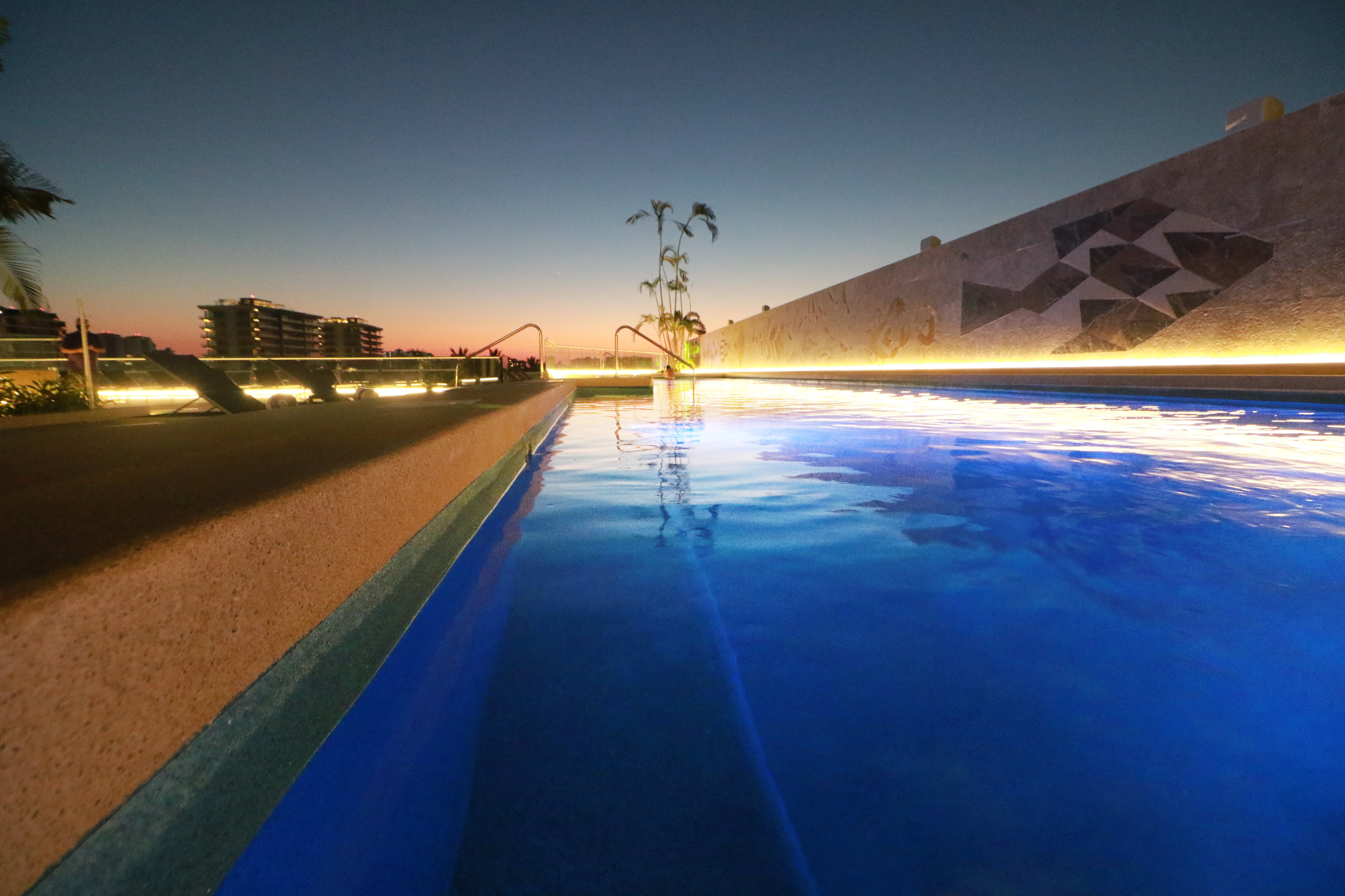 Holiday Inn and Suites Puerto Vallarta Marina and Golf 78/78