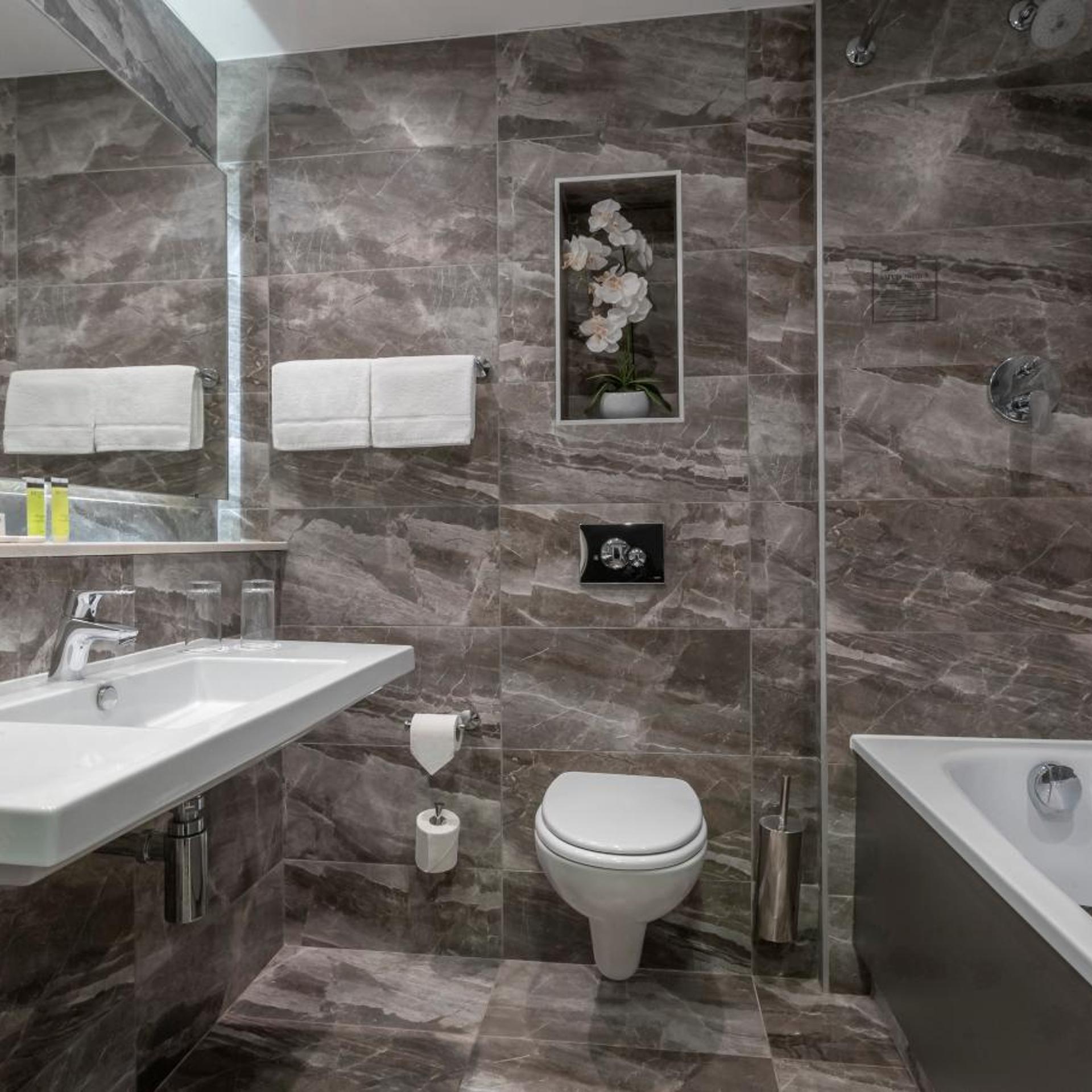 غرفة ثلاثية، Talbot Hotel Stillorgan 3/3