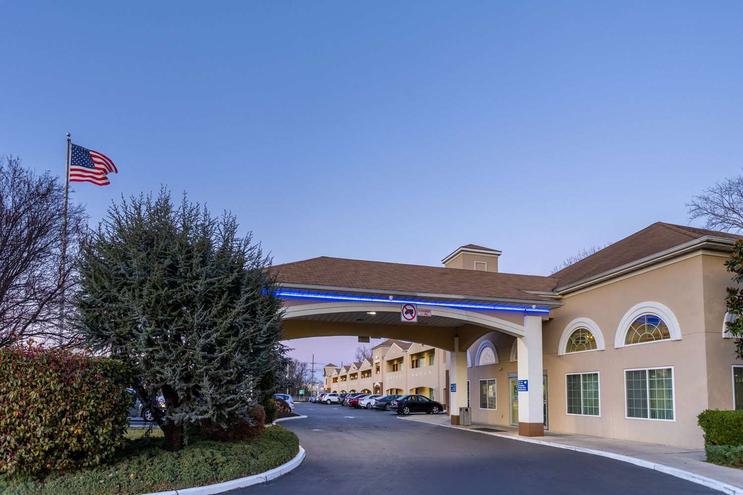 Days Inn & Suites By Wyndham Cherry Hill - Philadelphia 4/35