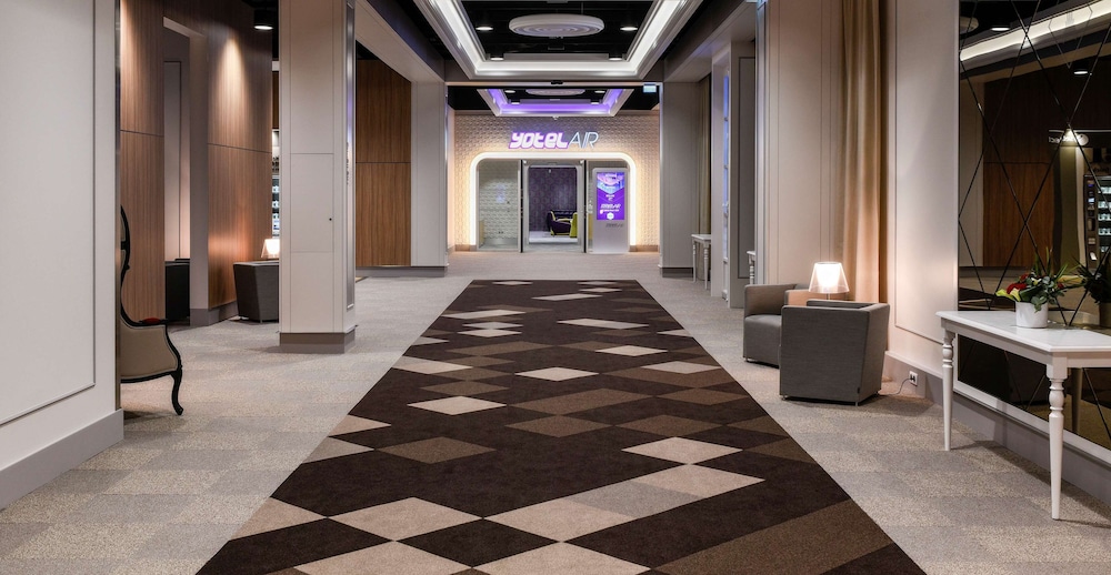 YOTELAir Paris CDG - Transit Hotel 26/32