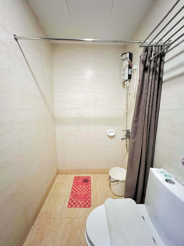Cebu Capitol Central Hotel and Suites powered by Cocotel 54/55