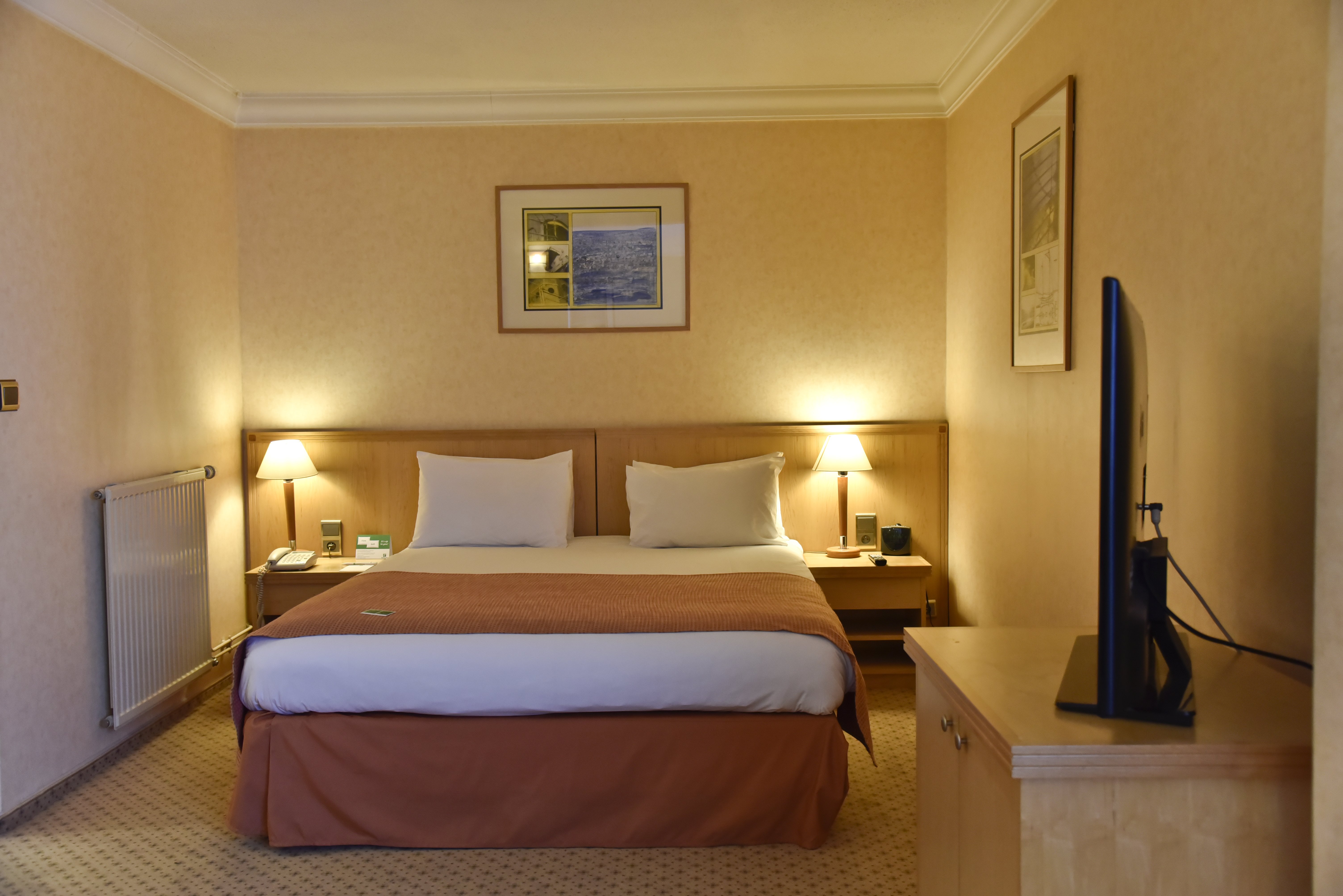 Holiday Inn Calais 8/34