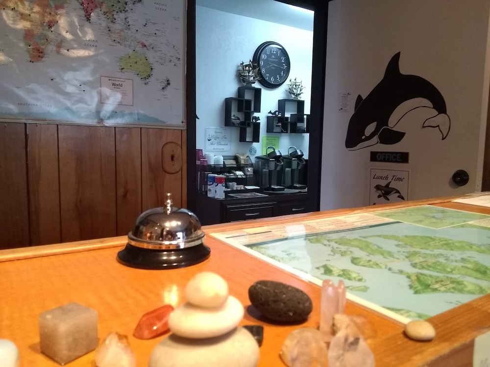 The Orca Inn 40/71