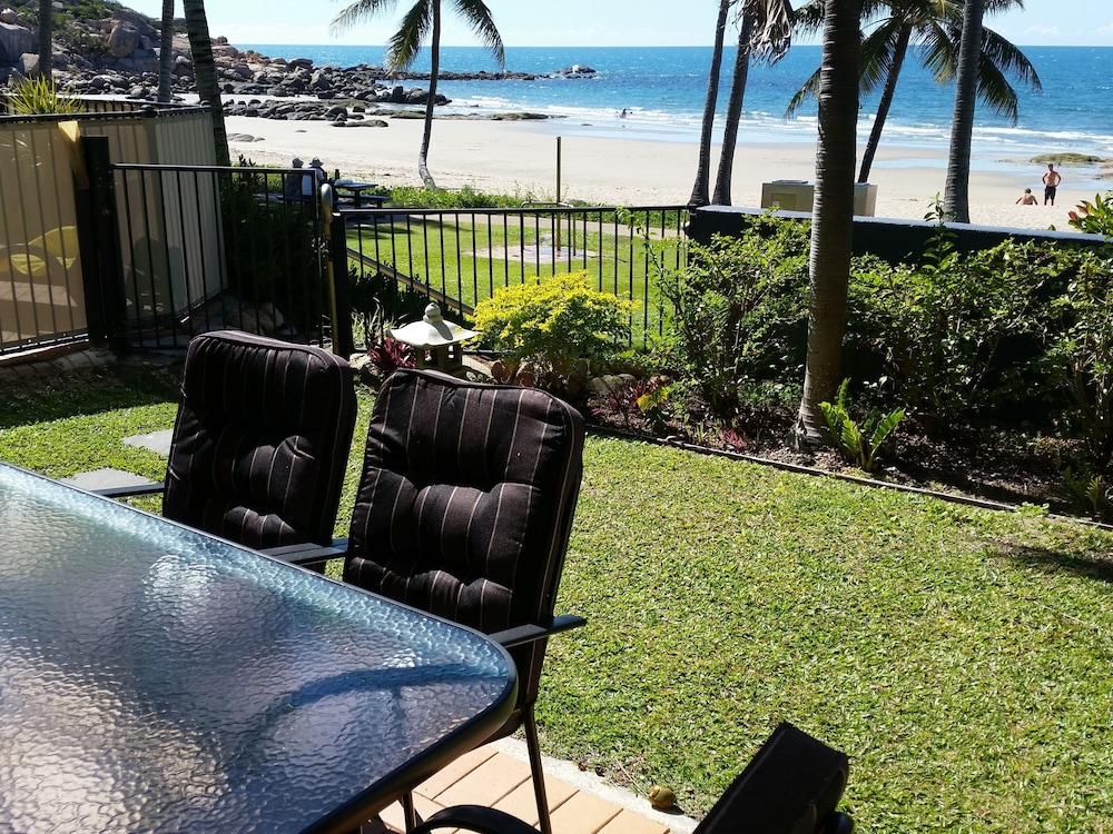 Rose Bay Resort 35/70