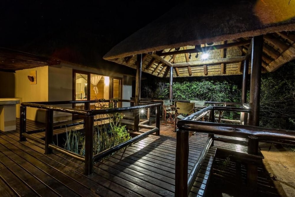 Raptors Lodge N16 18/50
