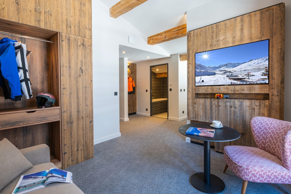 Tetras Lodge 27/35