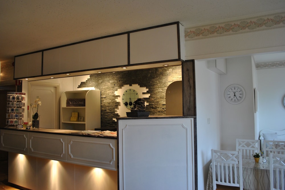 Solsta Hotell 3/42