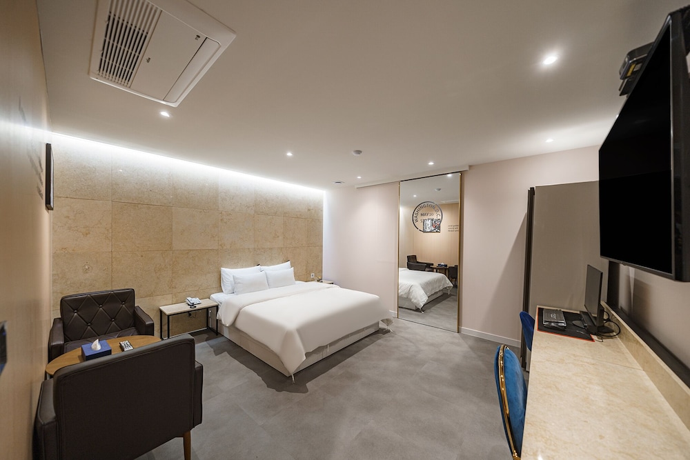Hotel Millennium 16/43