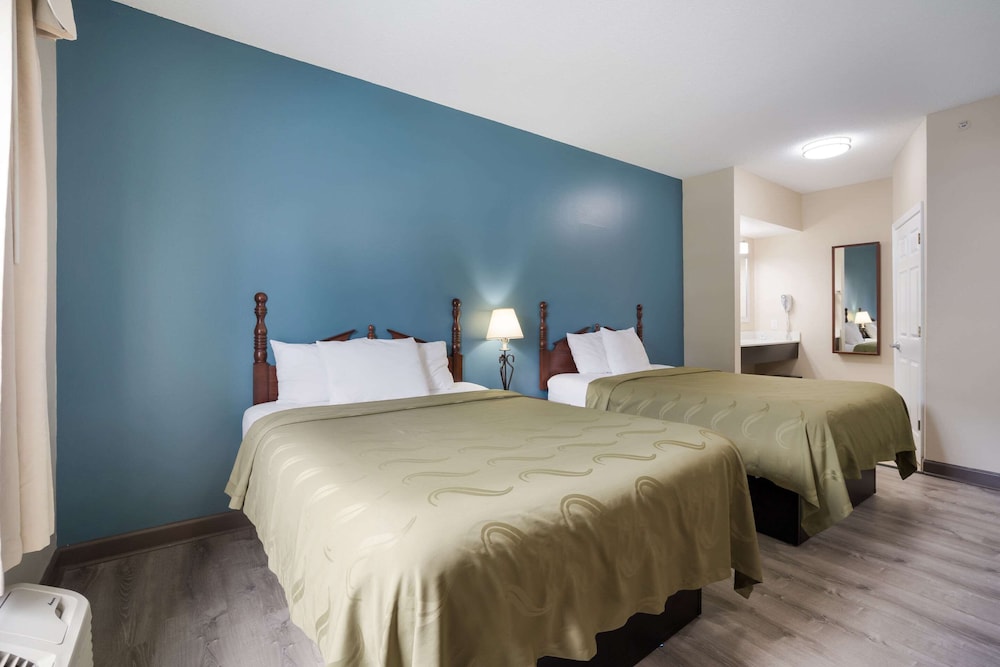 Quality Inn Wilmington NC 16/40