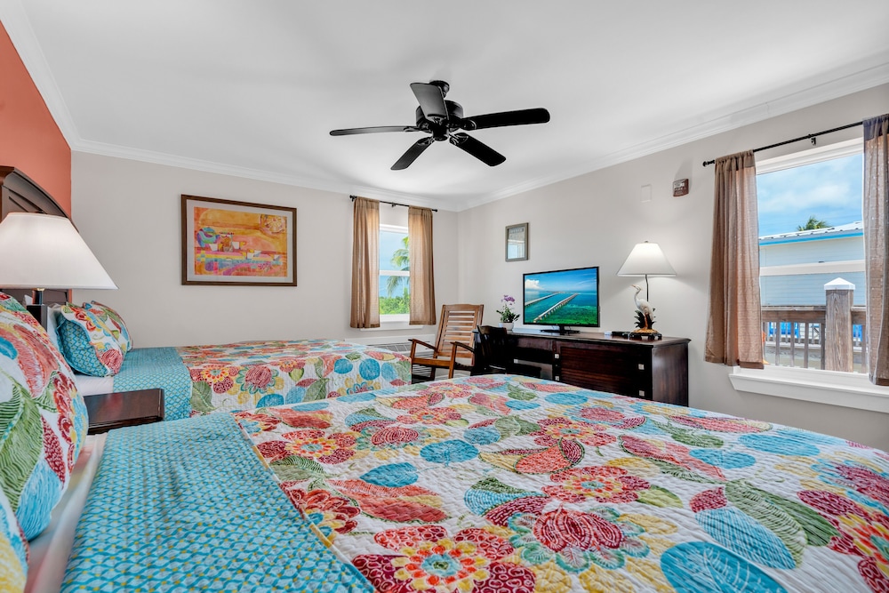 Coconut Cay Resort &amp; Marina 75/78
