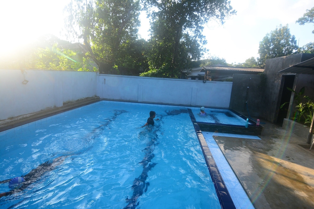 Kutumbaya Resort 21/50