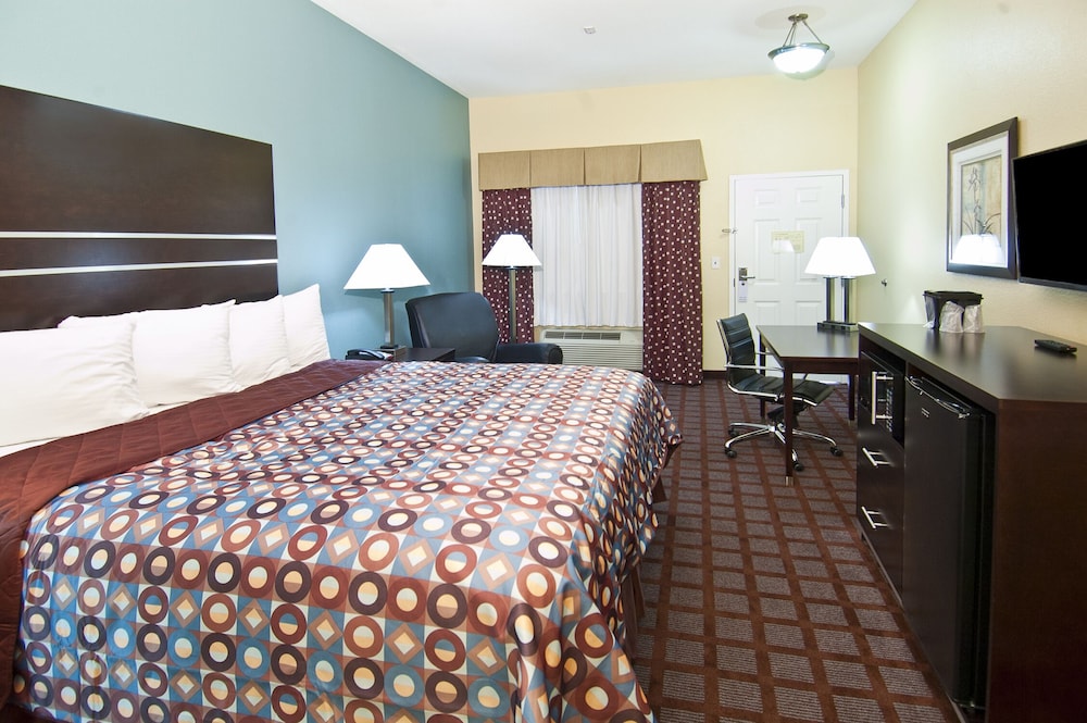 Executive Inn and Suites Tyler 25/51
