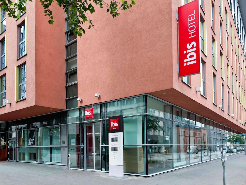 IBIS HAMBURG ST PAULI MESSE 6/50