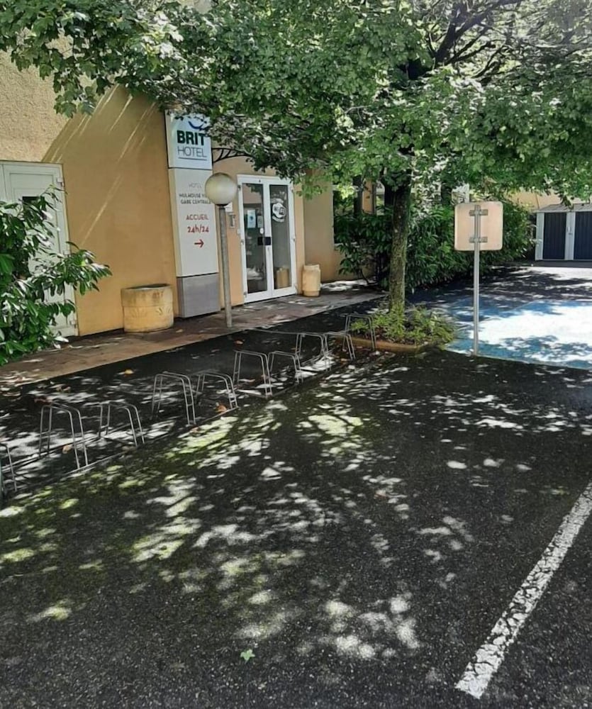Brit Hotel Mulhouse Centre main