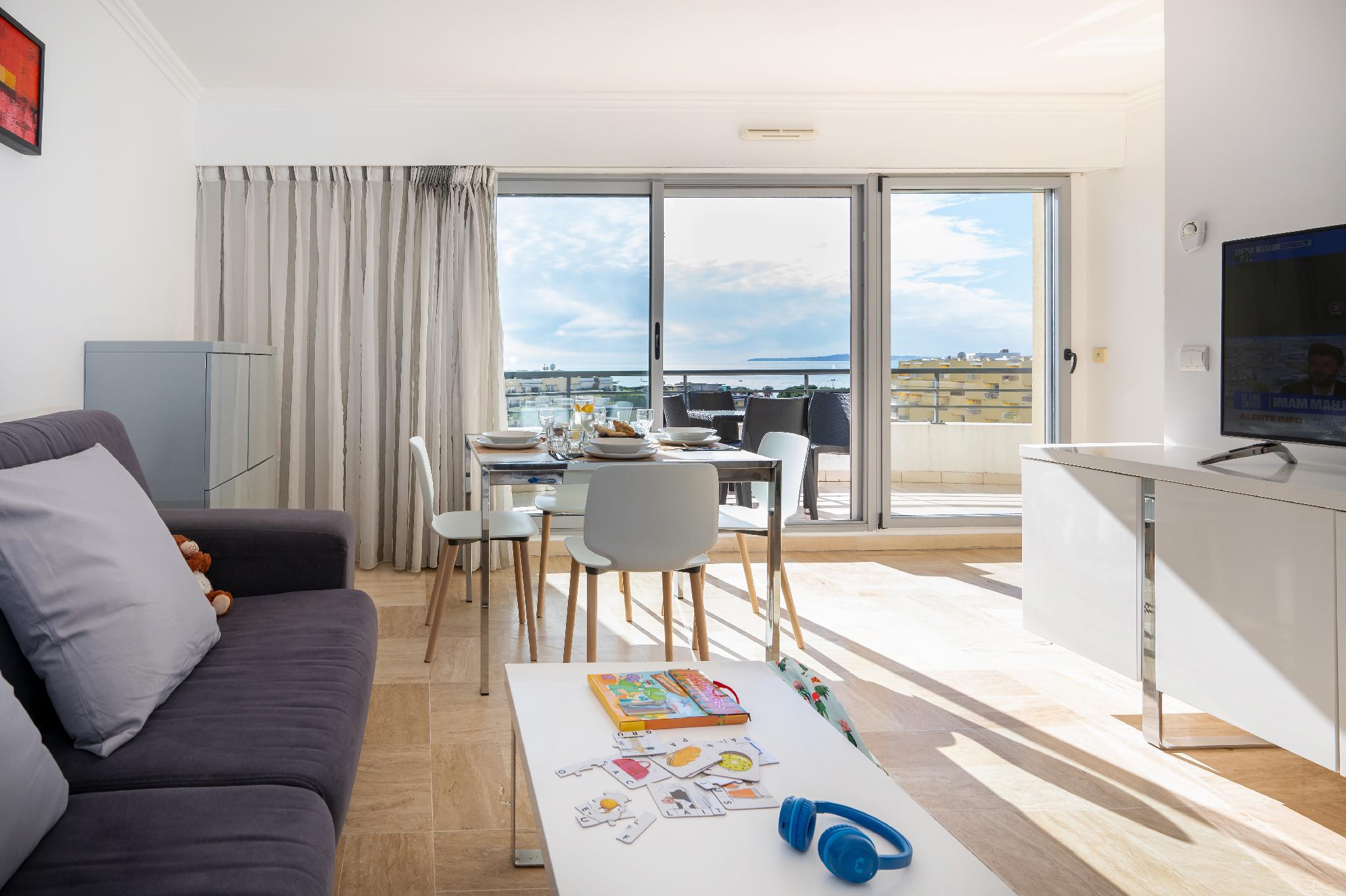 1 Bedroom, Apartment, Pool Side