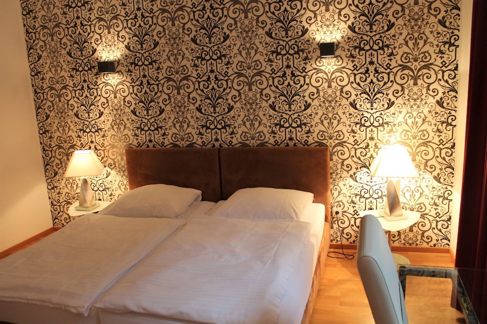Hotel Stern 30/50