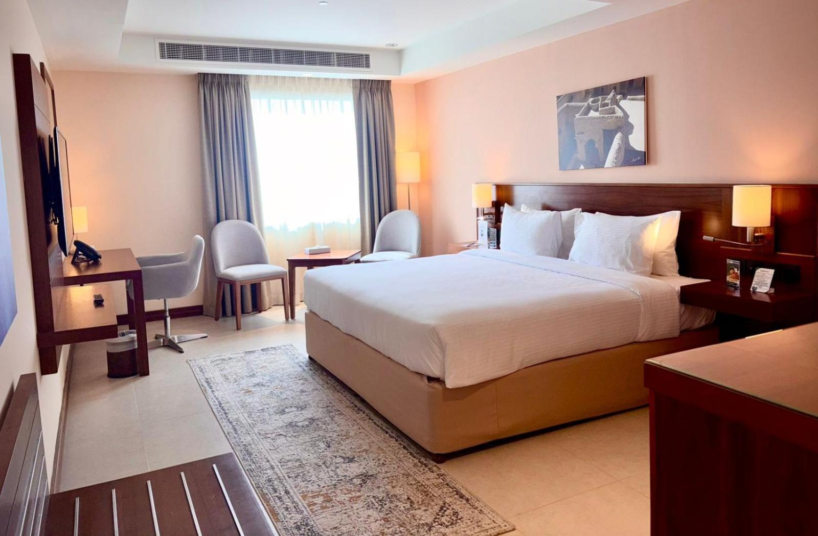 STANDARD KING ROOM