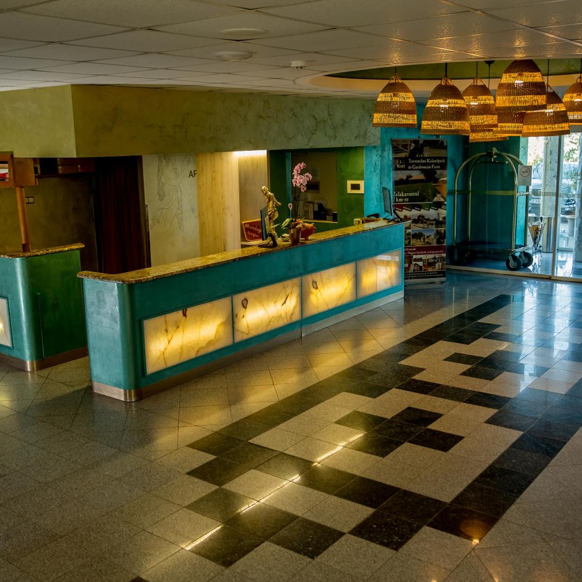 Aphrodite Hotel 7/50