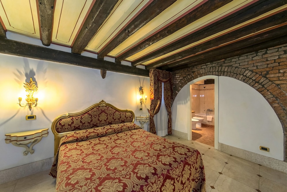 Hotel Pantalon 17/56