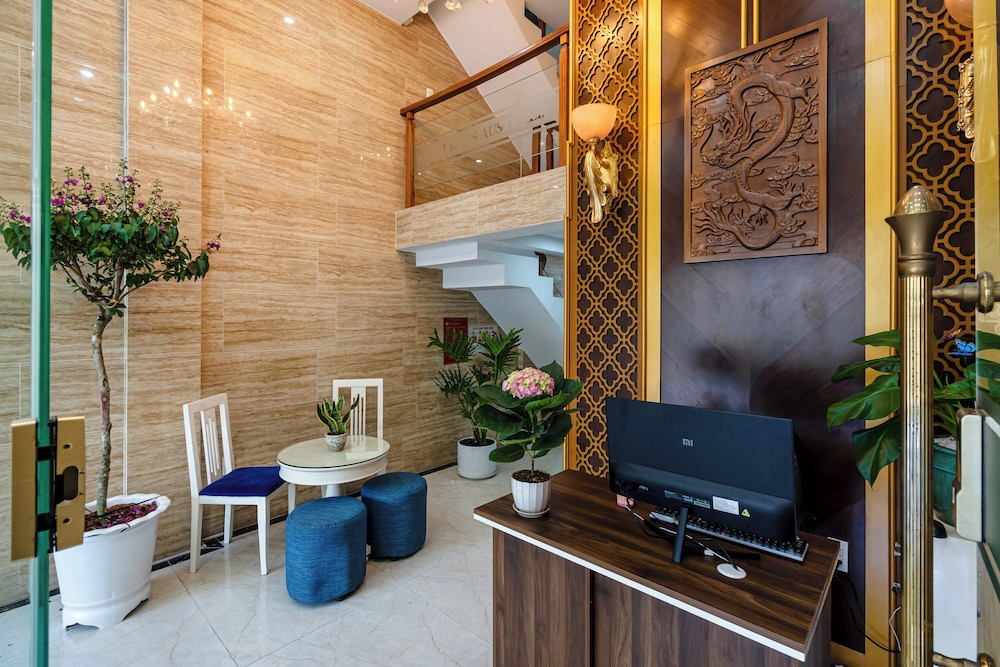 Lyna Apartment 7/46