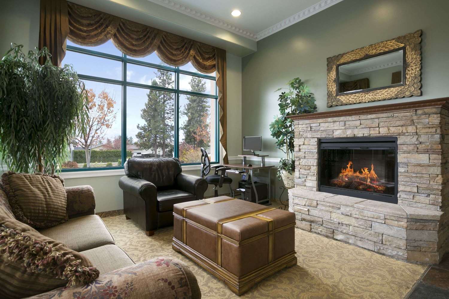 Ramada Limited - Merritt 15/21