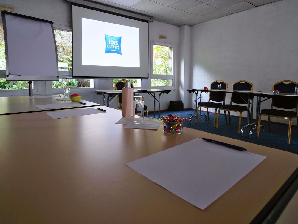 Ibis Budget Blois Centre 33/61