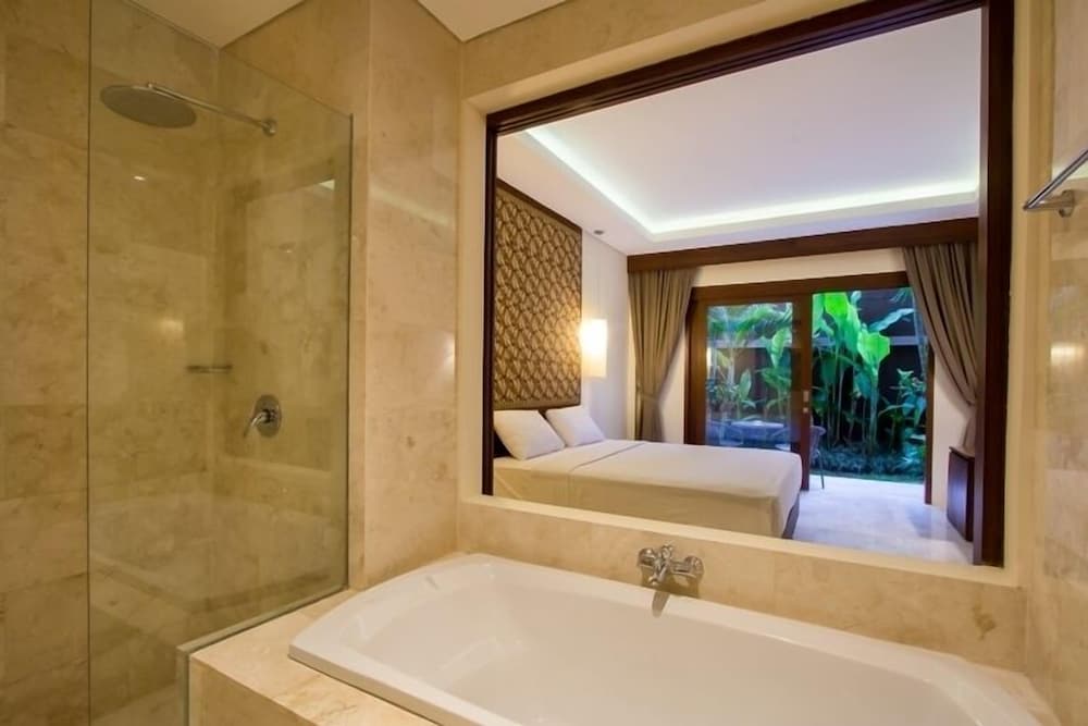 M Suite Bali 59/65