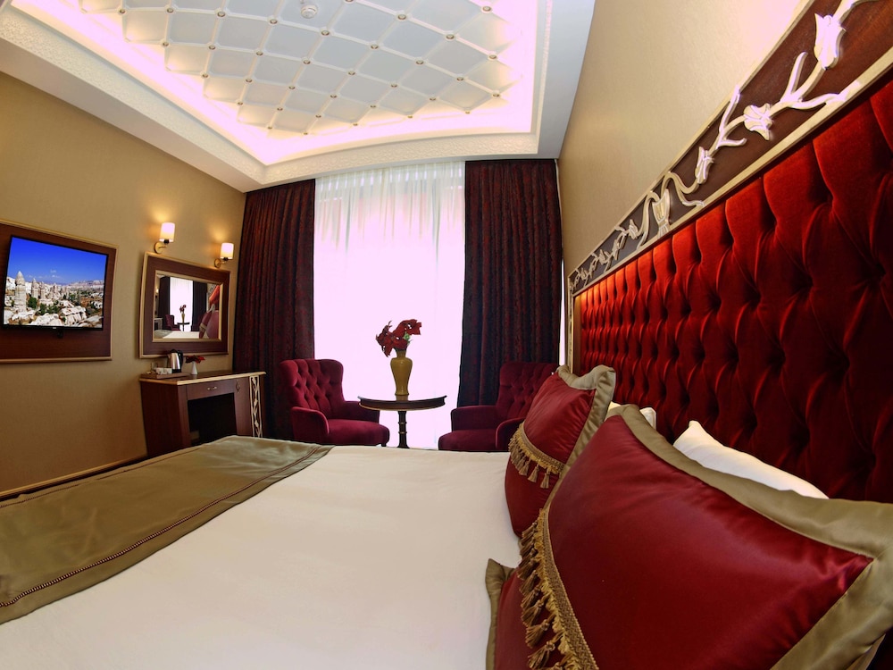 MB DELUXE HOTEL 13/59