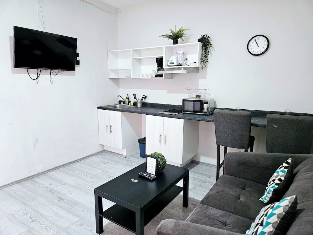 Hotel Singular Antara 32/50