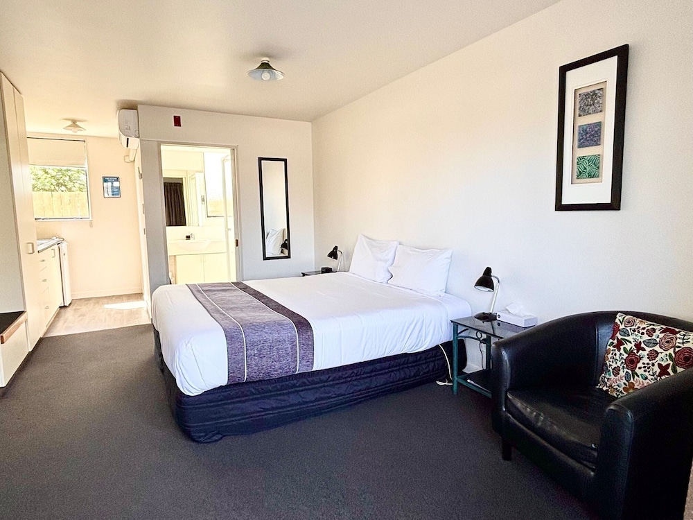 Spa, Studio, King Bed