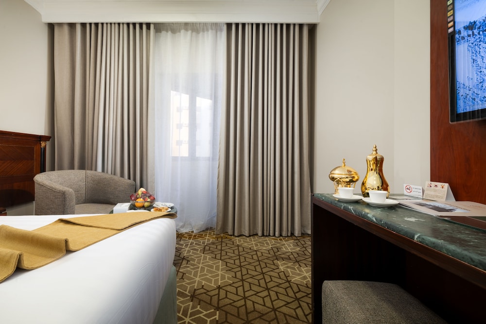 فندق اعمار المنار(Emaar Al Manar Hotel) 19/37