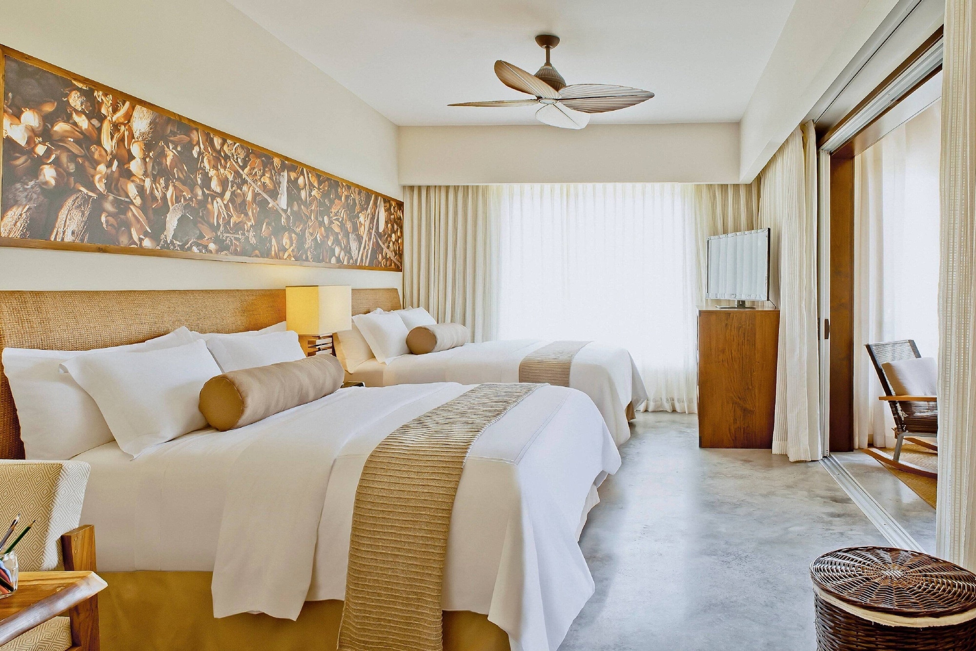 Suite, 2 Queen Beds, Resort View