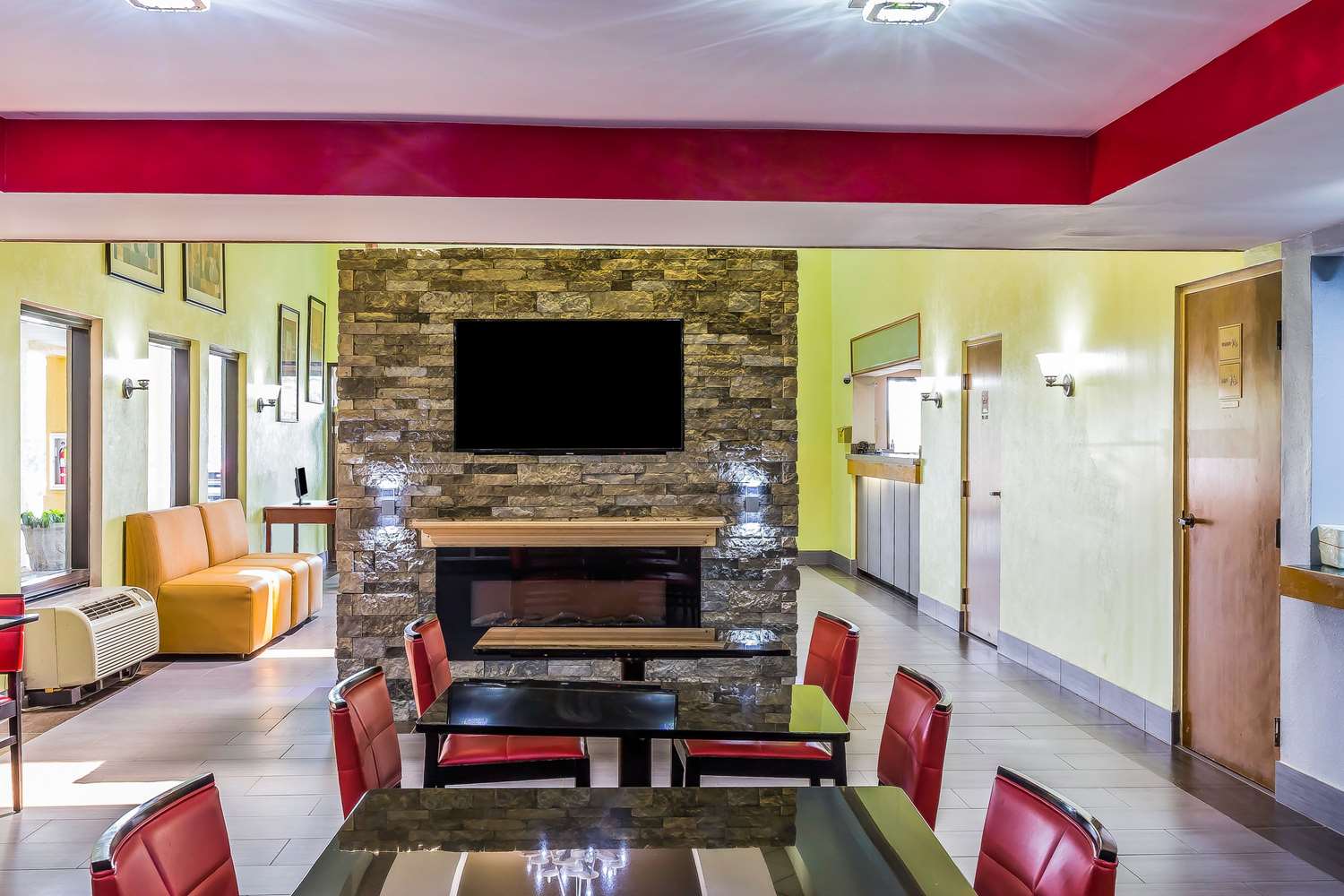 Rodeway Inn Knoxville East 24/29