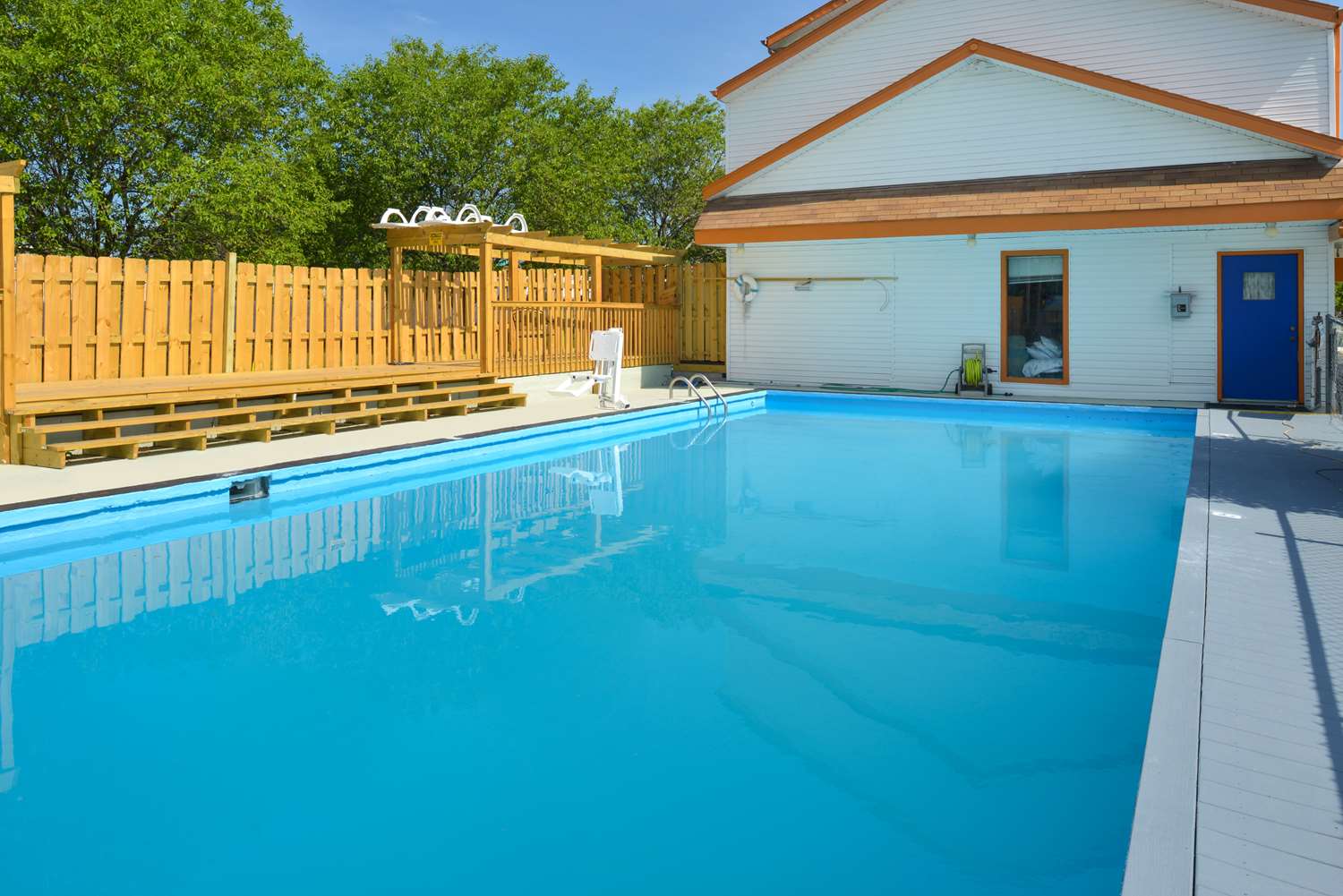 Americas Best Value Inn Suites Branson Near the Strip 22/32