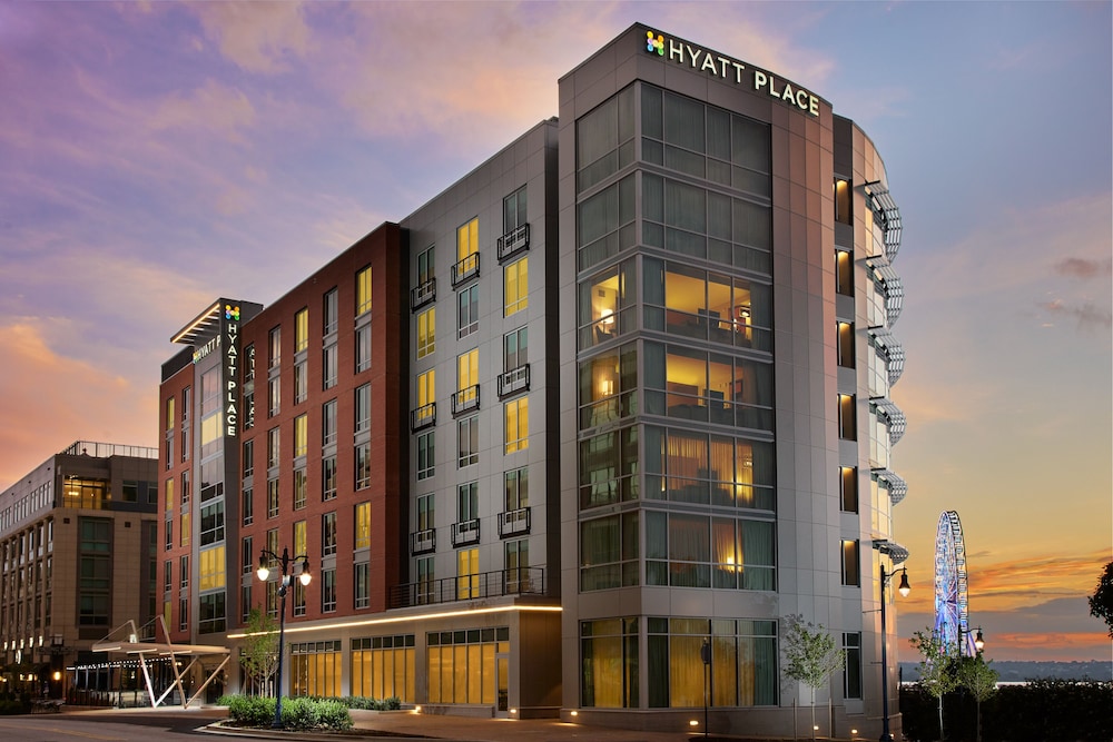 Hyatt Place National Harbor 1/61