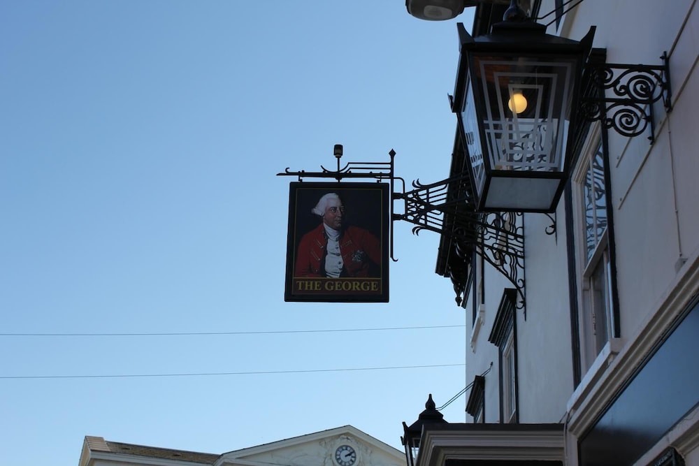 THE GEORGE HOTEL 4/47