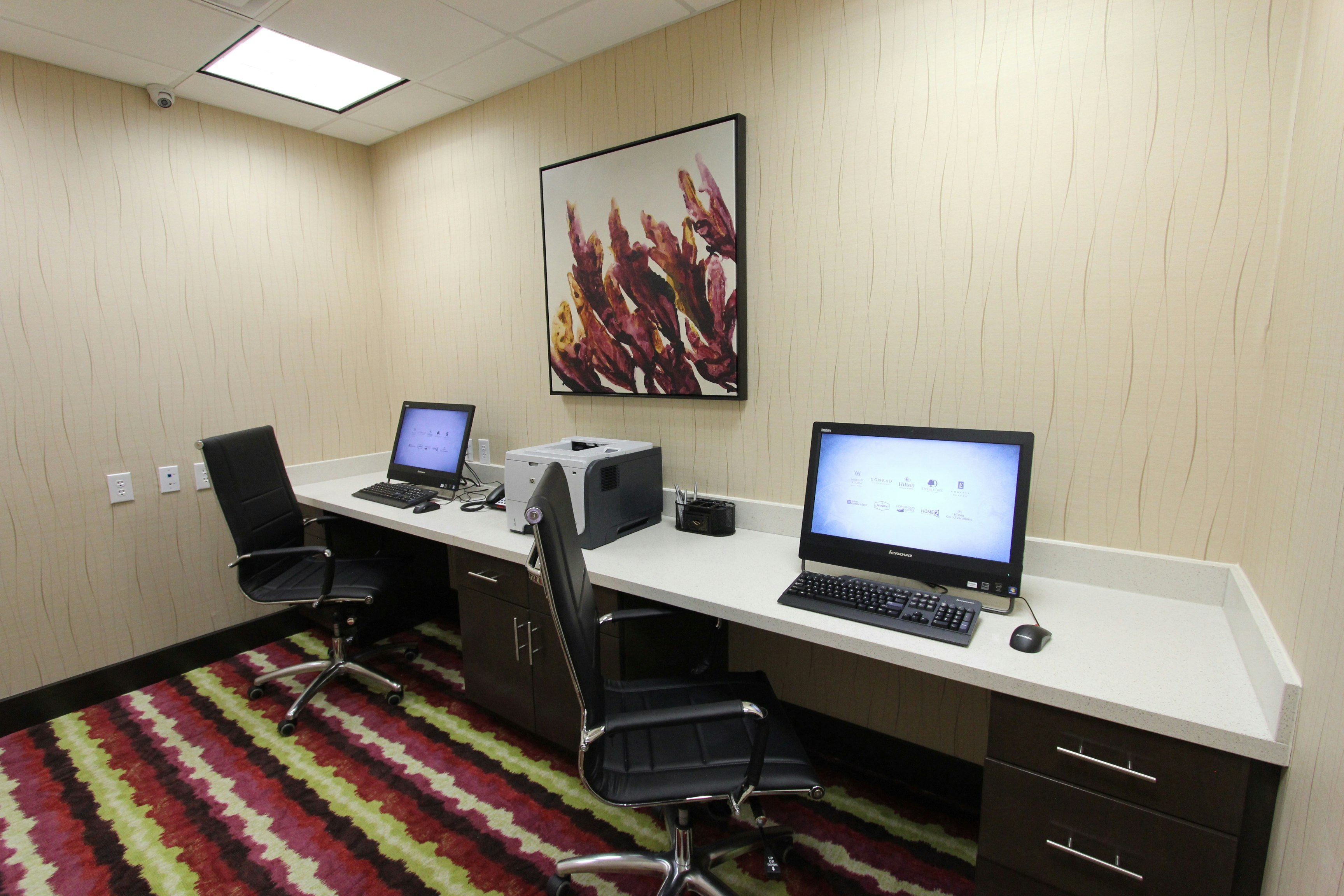 Hampton Inn Suites Dallas Market Center 65/75