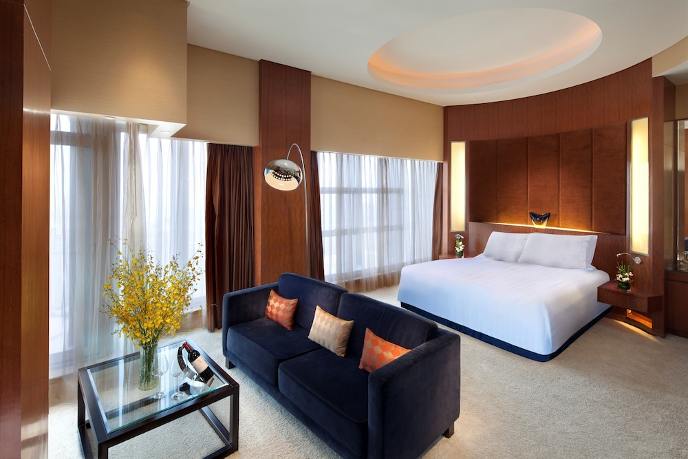 Crowne Plaza Shenzhen Futian 53/86
