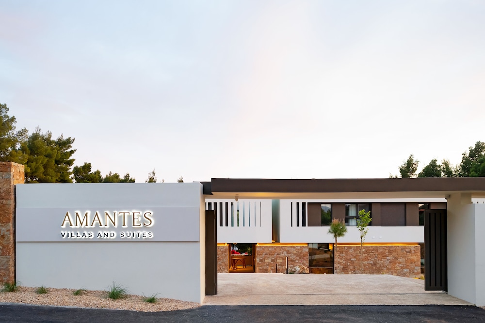 Amantes Villas And Suites 2/50