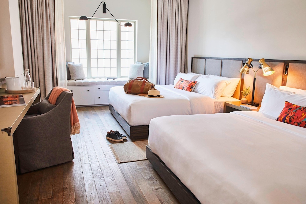 The Alida, Savannah, a Tribute Portfolio Hotel 32/84