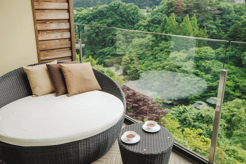 JAPANESE, DELUXE, OUTDOOR BATH