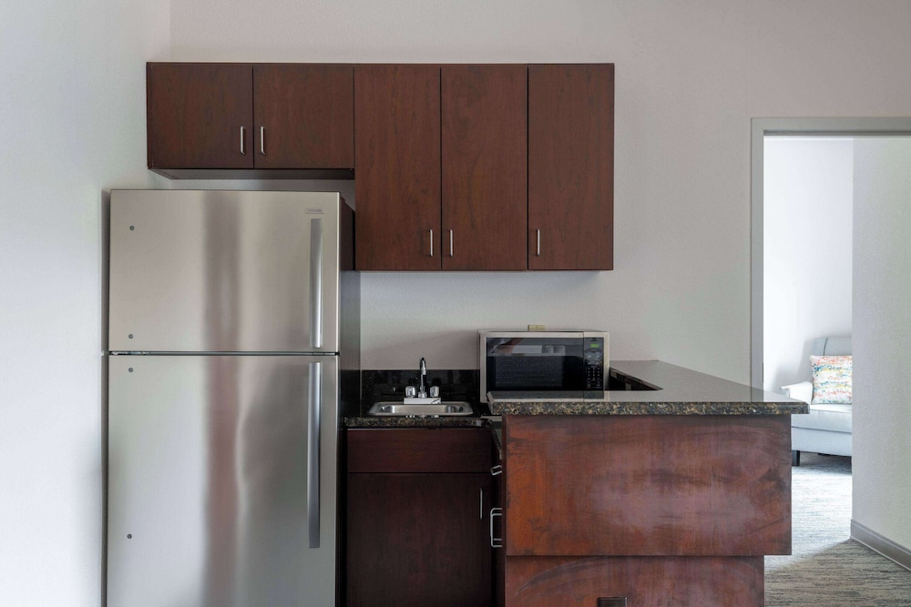 TRYP by Wyndham Tallahassee North I-10 Capital Circle 11/63