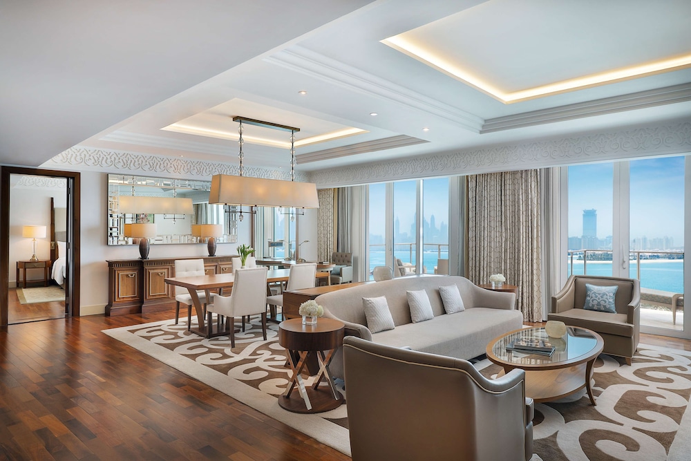 Waldorf Astoria Dubai Palm Jumeirah 50/81