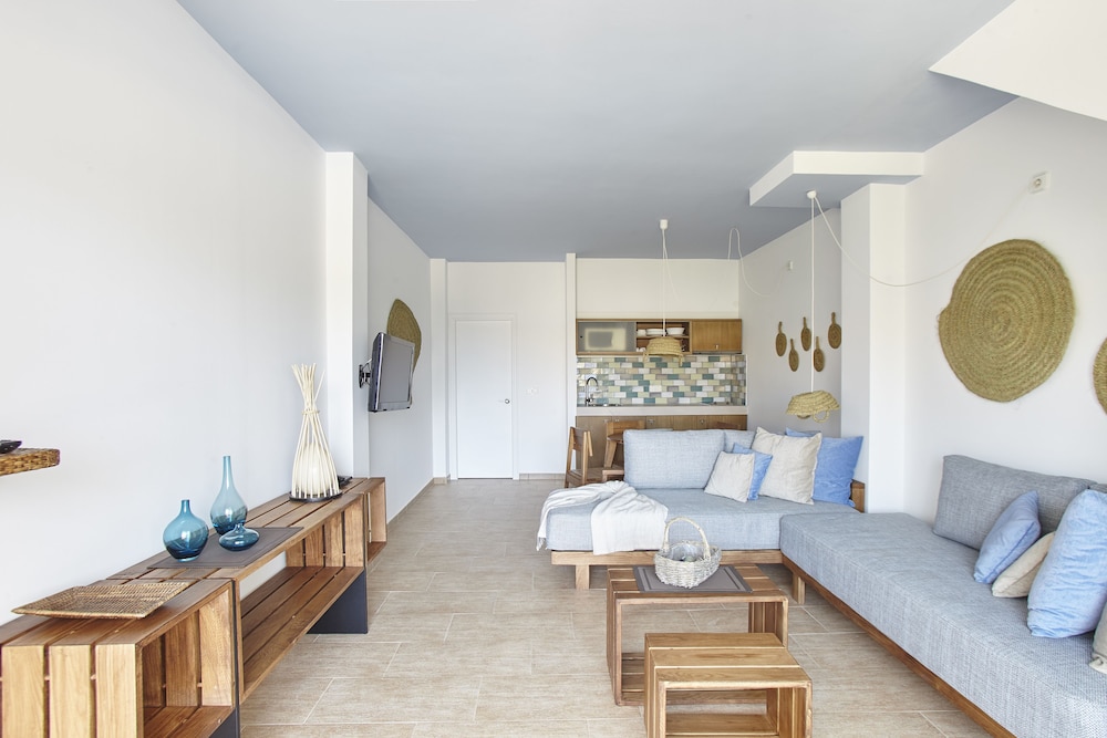 Apartamentos Castavi 36/63
