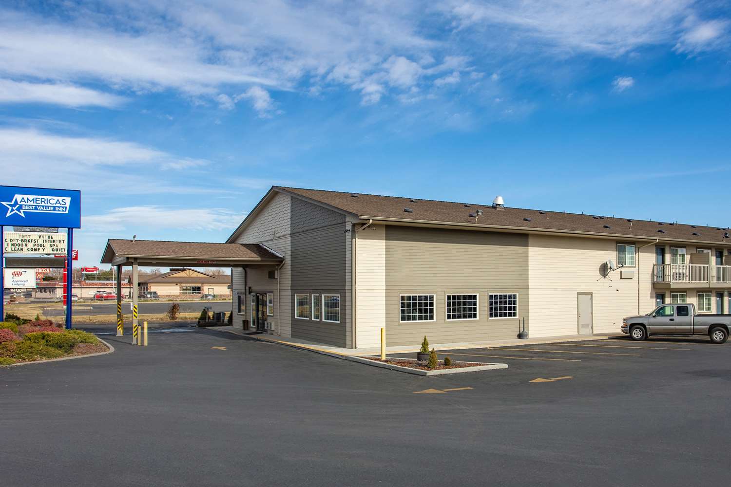 Americas Best Value Inn Burns 31/36