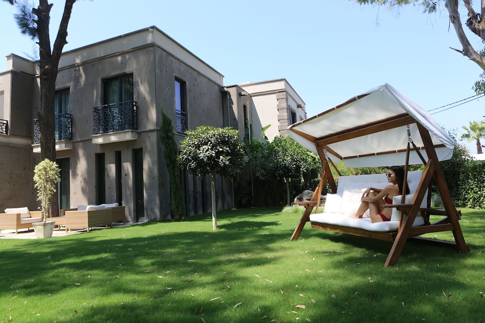 Sandima Boutique Hotel 32/43